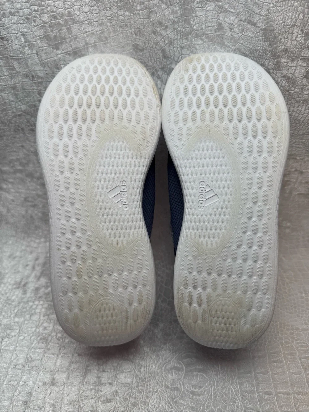 Adidas Cloudfoam Silver Violet Pure Big Kid Size 3 shoes